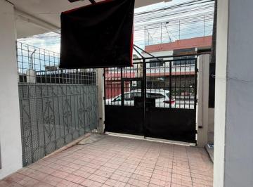 Departamento de 4 habitaciones, Guayaquil · Alquilo Departamento