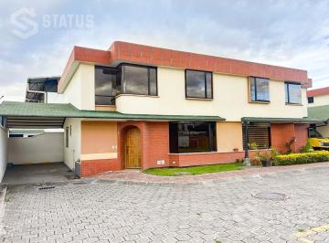 Casa · 175m² · 3 Habitaciones · 2 Estacionamientos · Venta de Casa Sector Playa Chica - Cerca San Luis Shopping