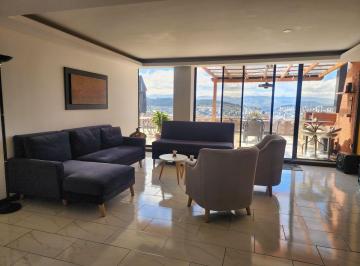 Departamento de 4 habitaciones, Quito · Excelente Vista! Vendo Departamento Grande Sector Bosque Colinas del Pichincha