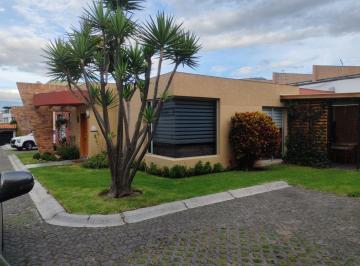 Casa de 3 habitaciones, Quito · Vendo Casa de 162 m² en Una Sola Planta Dentro de Conjunto en La Primavera