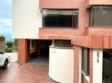 Departamento de 3 habitaciones, Quito · Departamento de 152 m² con 3 Dorm. en Alquiler en Miravalle