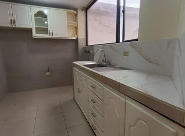 Departamento de 3 habitaciones, Quito · Departamento en Alquiler de 130 m² en Solca 3 Hab.