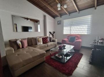 Casa de 1 habitación, Quito · Casa Rentera en Venta en La Rumiñahui - Norte de Quito