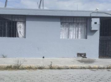 Casa de 4 habitaciones, Quito · Morán, Barrio Nuevo Amancer Cómoda Casa de un Piso
