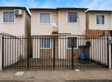 Casa · 85m² · 3 Habitaciones · Casa de 2 Plantas en Norte de Portoviejo