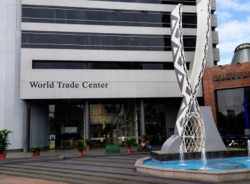 Oficina comercial · 800m² · Alquiler de Oficinas en El Edificio World Trade Center, Ings.