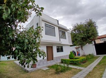 Casa de 3 habitaciones, Quito · Rento Casa Independiente Tumbaco Sector Sta Rosa