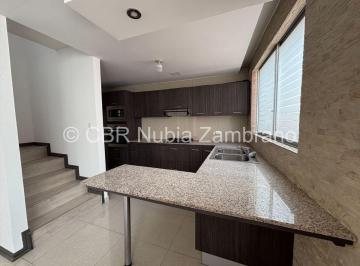 Departamento de 2 habitaciones, Quito · Departamento Duplex en Venta, 2 Dorm., Parqueadero, Sector La Concepcion
