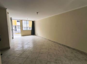 Casa de 3 habitaciones, Quito · Vendo Casa en El Sector de Carretas, Sobre La Simón Bolivar
