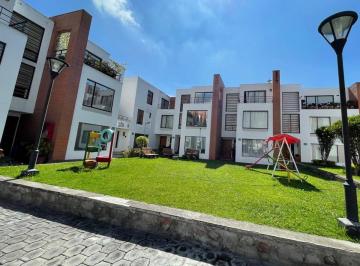 Casa de 3 habitaciones, Quito · Casa en Venta - San Camilo - Calderon