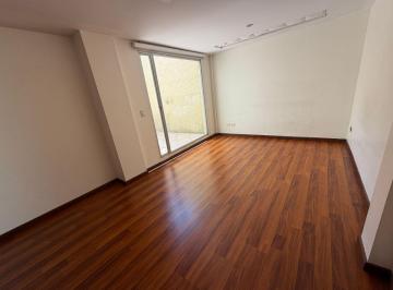 Departamento de 2 habitaciones, Quito · Departamento de 1 Dormitorio Más Estudiobellavista Alta