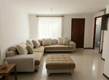 Casa de 4 habitaciones, Quito · Casa de 212 m² con 4 Dorm. en Venta en Conocoto