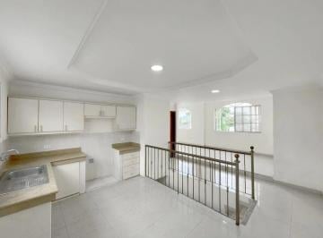 Departamento de 2 habitaciones, Guayaquil · Amplio Dpto. de 2 Hab. en Condominio Privado, Cerca de San Marino - Kennedy