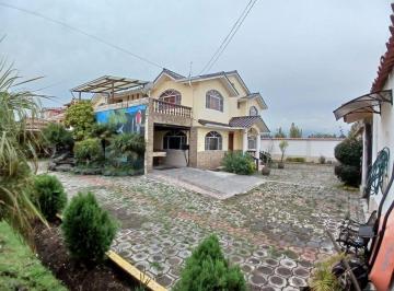 Hacienda-Quinta de 8 habitaciones, Quito · Quinta de Venta en Fajardo