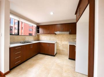 Departamento de 3 habitaciones, Cuenca · Arriendo Exclusivo Departamento Av Ordoñez Lasso en $785