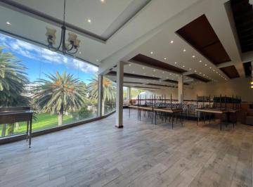 Local comercial , Quito · Local de 420 m² en Alquiler en San Rafael
