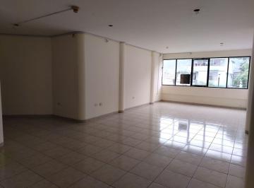 Oficina comercial , Guayaquil · Oficina en Alquiler 38 m en Urdesa en La Av Víctor Emilio Estrada - un Solo Ambiente