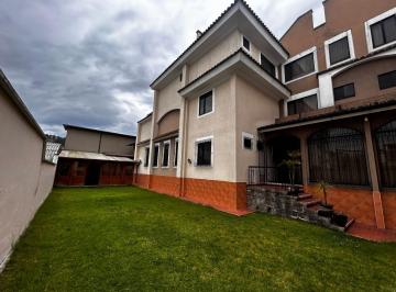 Edificio-Hotel-Fabrica de 34 habitaciones, Quito · Casa Señorial Ideal Para Hotel o Residencia, Calle Toledo a Lado de Universidades