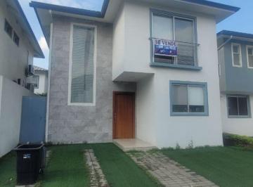 Casa de 2 habitaciones, Daule · En Venta Casa de Dos Plantas Dos Dorm. en Vistana 1000 Precio de Oportunidad