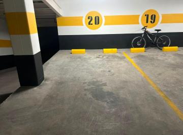 Parqueadero , Quito · Parqueadero en Venta de 14.53 m² en La 6 de Diciembre y Checoslovaquia