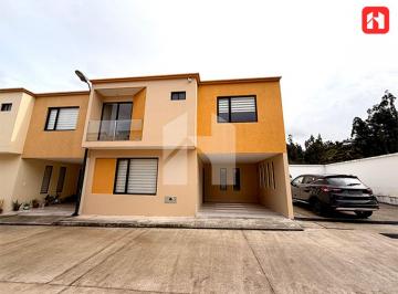 Casa de 3 habitaciones, Cuenca · Vendo Casa Dentro de Condominio en Cuenca – Sector Ochoa León (Cv4097)