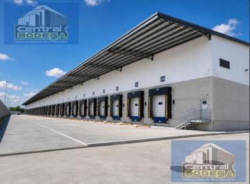 Bodega-Galpón · 5500m² · 15 Estacionamientos · Bodega en Av Miguel Yunez