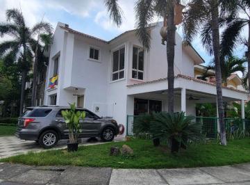 Casa de 3 habitaciones, Guayaquil · Casa en Venta – Urbanización Vista Sol | Km 7.5 Vía Samborondón
