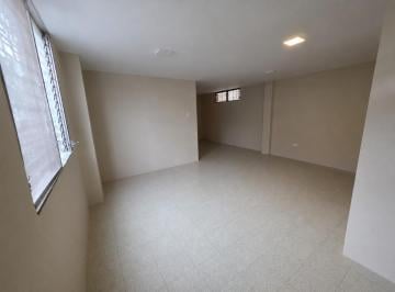 Casa de 4 habitaciones, Guayaquil · Venta de Casa Rentera de 2 Pisos, en Zona Comercial.