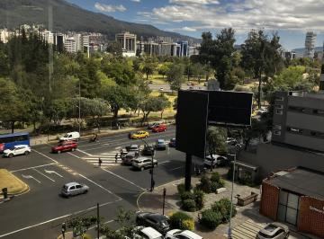 Oficina comercial · 205m² · 3 Estacionamientos · La Carolina - República de El Salvador, Oficina en Arriendo de 205 m²
