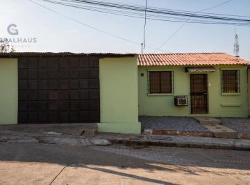Casa · 230m² · 3 Habitaciones · 2 Estacionamientos · Venta Casa Samanes 7 Guayaquil Norte, 3 Dorm. J. C.