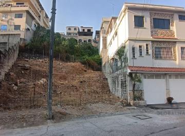 Terreno / Lote · 412m² · Terreno en Venta con Vista Panoramica en Bellavista Alta S. H.