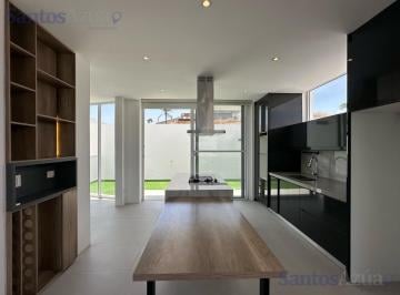 Casa · 3 Habitaciones · Casa - Sur de Manta