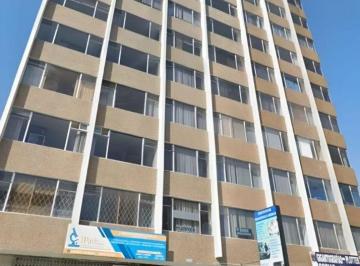 Consultorio de 1 habitación, Quito · En Renta Consultorio 30 m² Sector U. Central