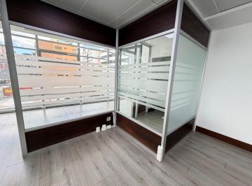 Oficina comercial , Quito · Se Renta Moderna Oficina en Centro Corporativo