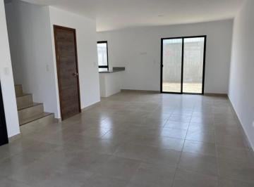 Casa de 3 habitaciones Alquiler USD 550 · Casa en Alquiler Urb. Los Prados 1 Via a Salitre