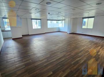 Oficina comercial · 93m² · 2 Estacionamientos · Oficina en Venta, Sector La Pradera