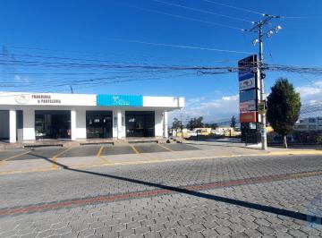Local comercial · 24m² · 1 Habitación · 1 Estacionamiento · En Plaza San Sebastián Se Renta Local Comercial Sector Calderón