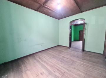 Casa · 213m² · Casa en Venta de 2 Pisos con Patio Interno en El Centro Historico de Quito