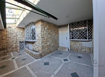 Casa · 128m² · 4 Habitaciones · 3 Estacionamientos · Casa en Alquiler con 4 Dorm. y Jacuzzi en Cdla. Los Álamos J. m.
