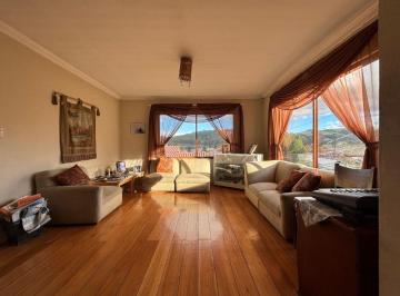 Casa de 3 habitaciones, Cuenca · Casa en Venta en Totoracocha, Cuenca | Ideal Vivienda o Comercio | 389 m² Terreno