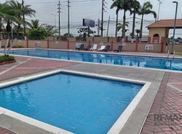 Casa · 145m² · 2 Habitaciones · 2 Estacionamientos · Se Vende Casa en La Joya