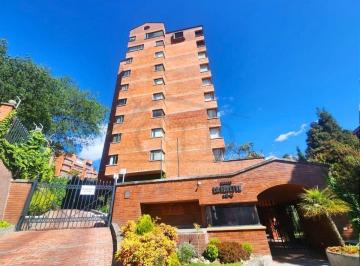 Departamento de 4 habitaciones, Quito · Venta Departamento con Terraza y 3 Garajes en Bellavista