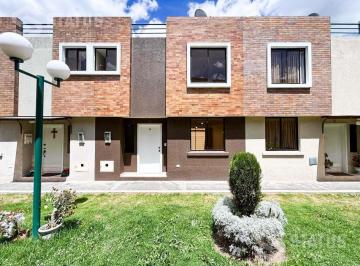 Casa · 88m² · 3 Habitaciones · 1 Estacionamiento · Venta de Casa Sector Conocoto – Cerca Mercado Central de Conocoto.