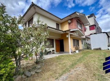 Hacienda-Quinta de 4 habitaciones, Cuenca · Hermosa Casa de Campo con Vías de Acceso Pavimentadas en El Valle, Cuenca