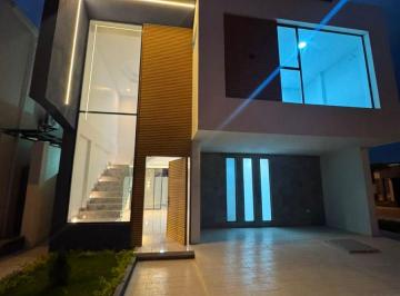 Casa de 3 habitaciones, Guayaquil · Vendo Casa de Lujo en Urbanización La Joya – Etapa Aguamarina