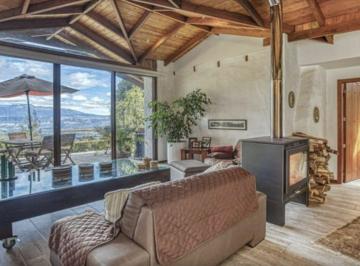 Casa de 3 habitaciones, Quito · Arriendo Casa Amplia Independiente Naturaleza Oyambarillo Pifo