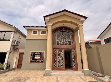 Casa de 4 habitaciones, Guayaquil · Alquiler Casa en Ciudad Celeste, Etapa La Cristalina