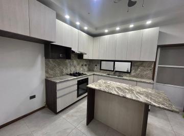Casa de 4 habitaciones, Guayaquil · Casa de 170 m² con 4 Habitaciones en Alquiler en Vía a La Costa