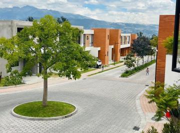 Departamento · 32m² · 3 Habitaciones · 2 Estacionamientos · Departamento en Venta