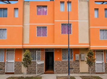 Casa · 95m² · 4 Habitaciones · 1 Estacionamiento · Casa Familiar en Venta – Conjunto Privado en Calderón, Quito Norte